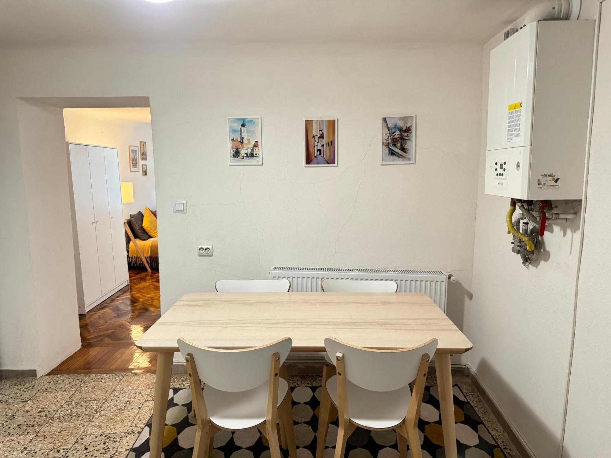 Charming Studio Ideal For Getaways Or Workations In Sibiu'S Medieval City Center Eksteriør billede