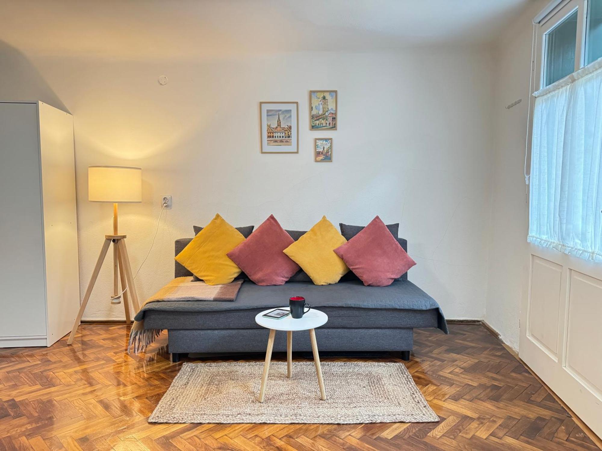 Charming Studio Ideal For Getaways Or Workations In Sibiu'S Medieval City Center Eksteriør billede