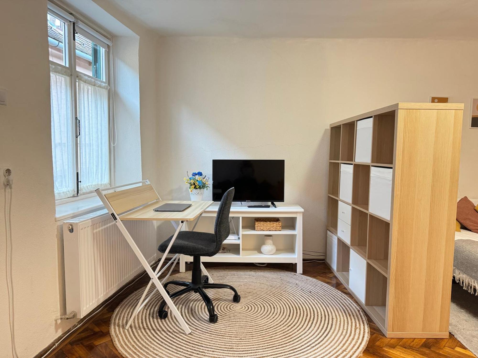 Charming Studio Ideal For Getaways Or Workations In Sibiu'S Medieval City Center Eksteriør billede